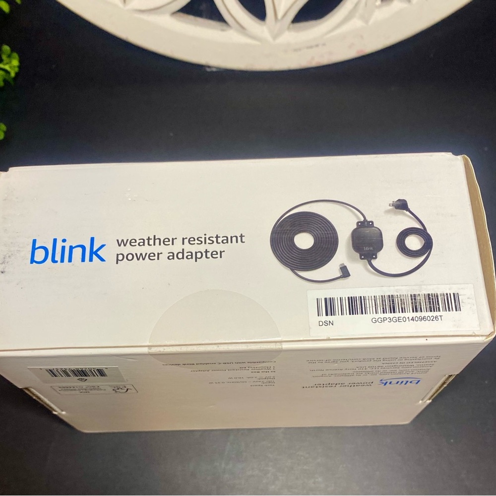 New In Box Blink Black Weatherproof Power Adapter - Picture 3 of 4